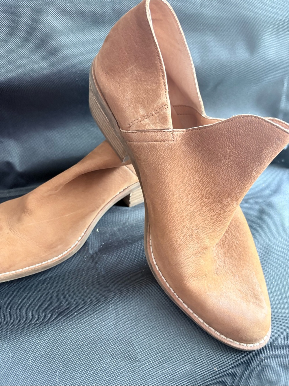 Lucky Brand Tan Leather Slip-On Mule Clogs